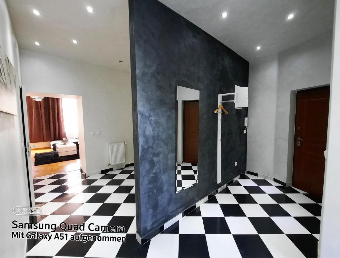 Apartamento Stepan Apartments In Front Of Castle Schoenbrunn *