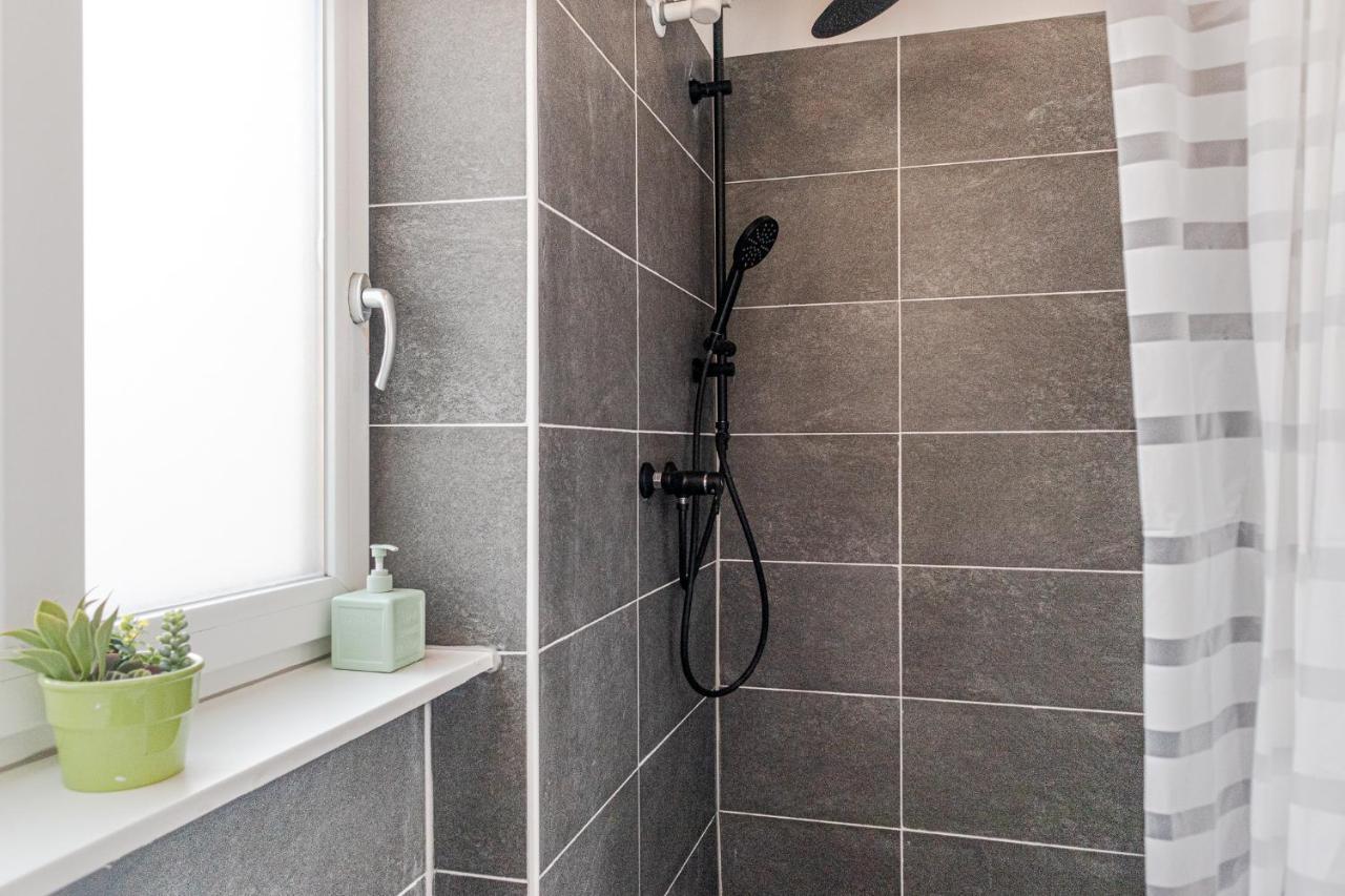 Perfectly Situated 2br Shared Apt- Ideal For Longstays Apartment Vienna