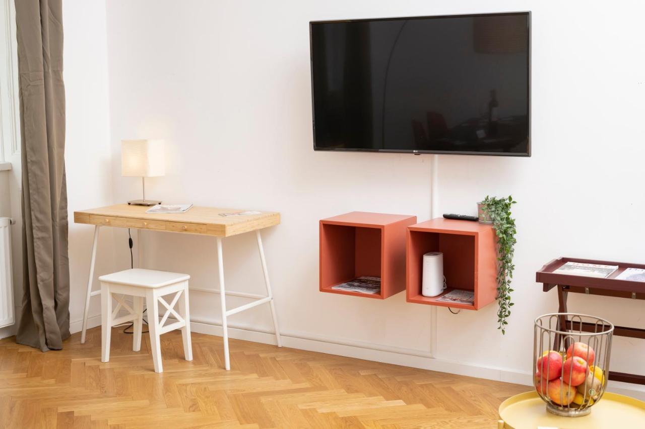 Luxury Liechtenstein Apartment *