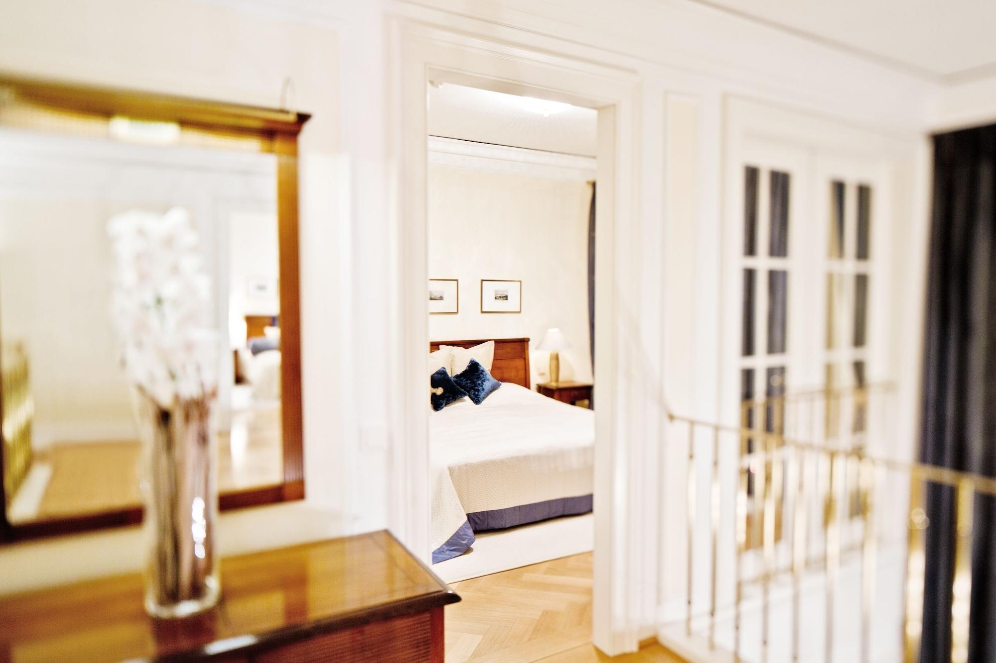 Palais Coburg Hotel Vienna