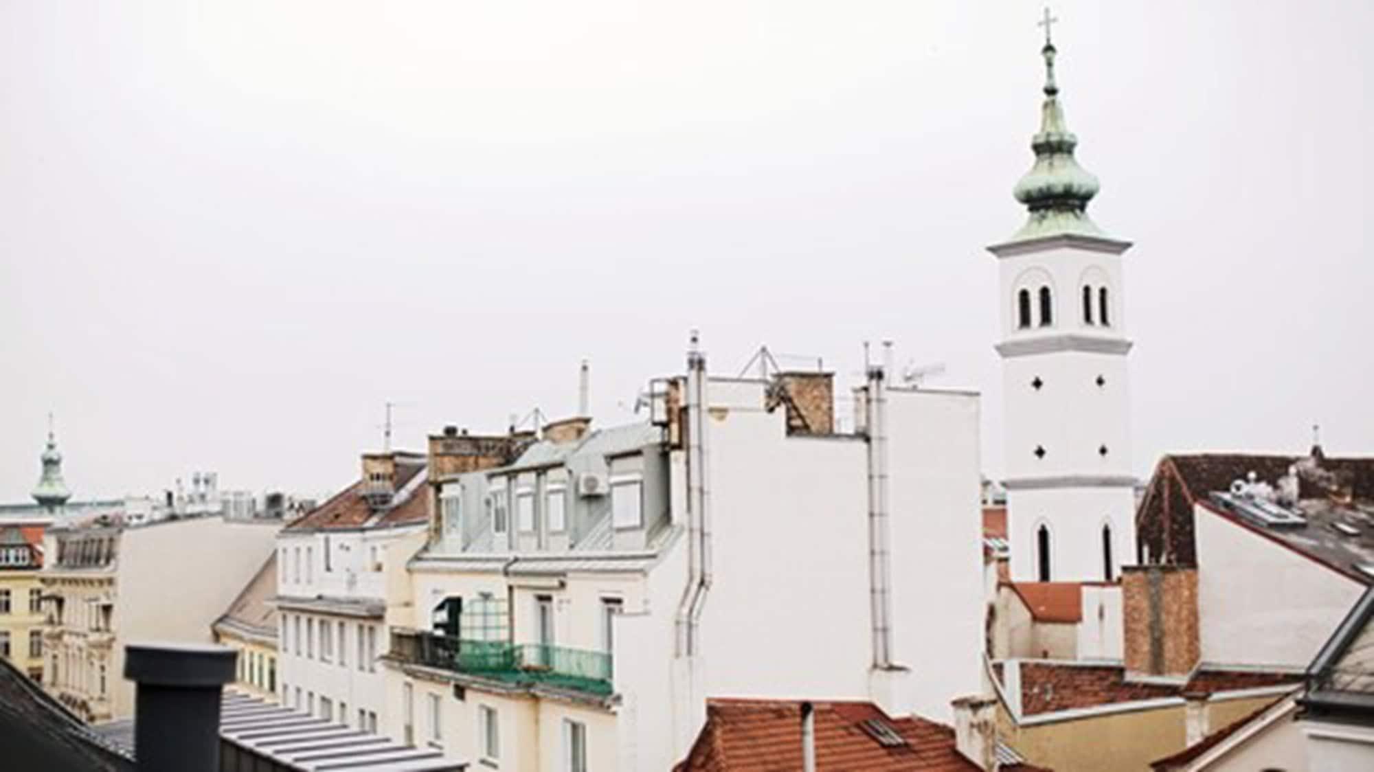 Palais Coburg Hotel