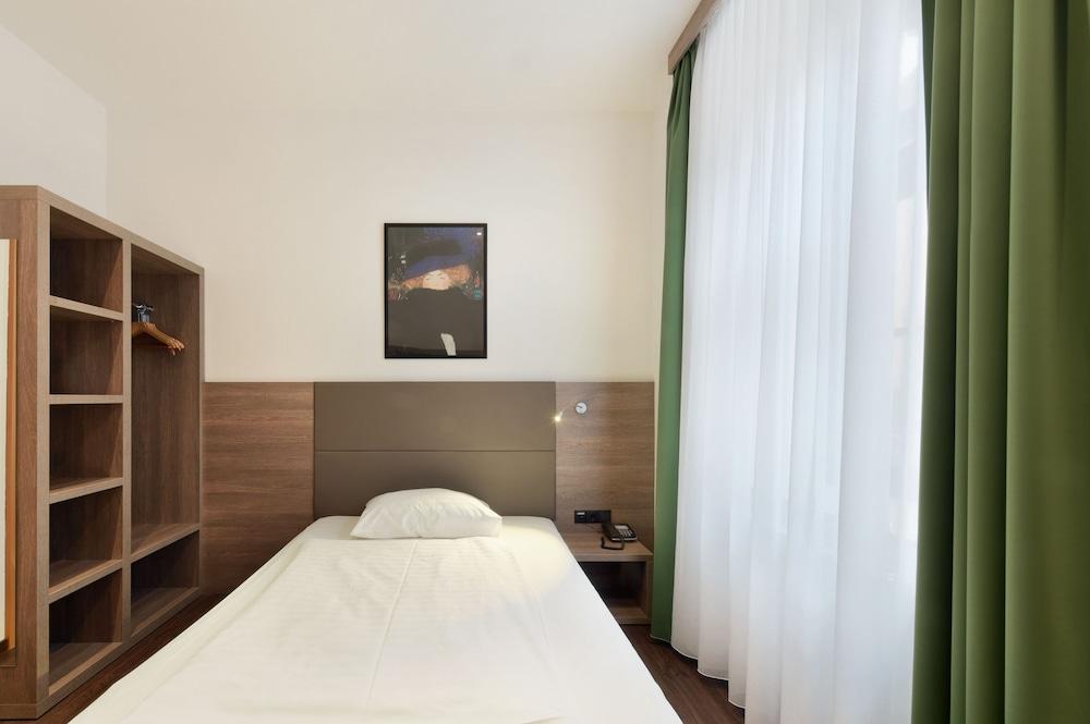 Hotel Lucia