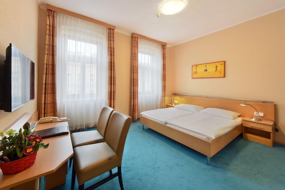 Hotel Lucia Viena