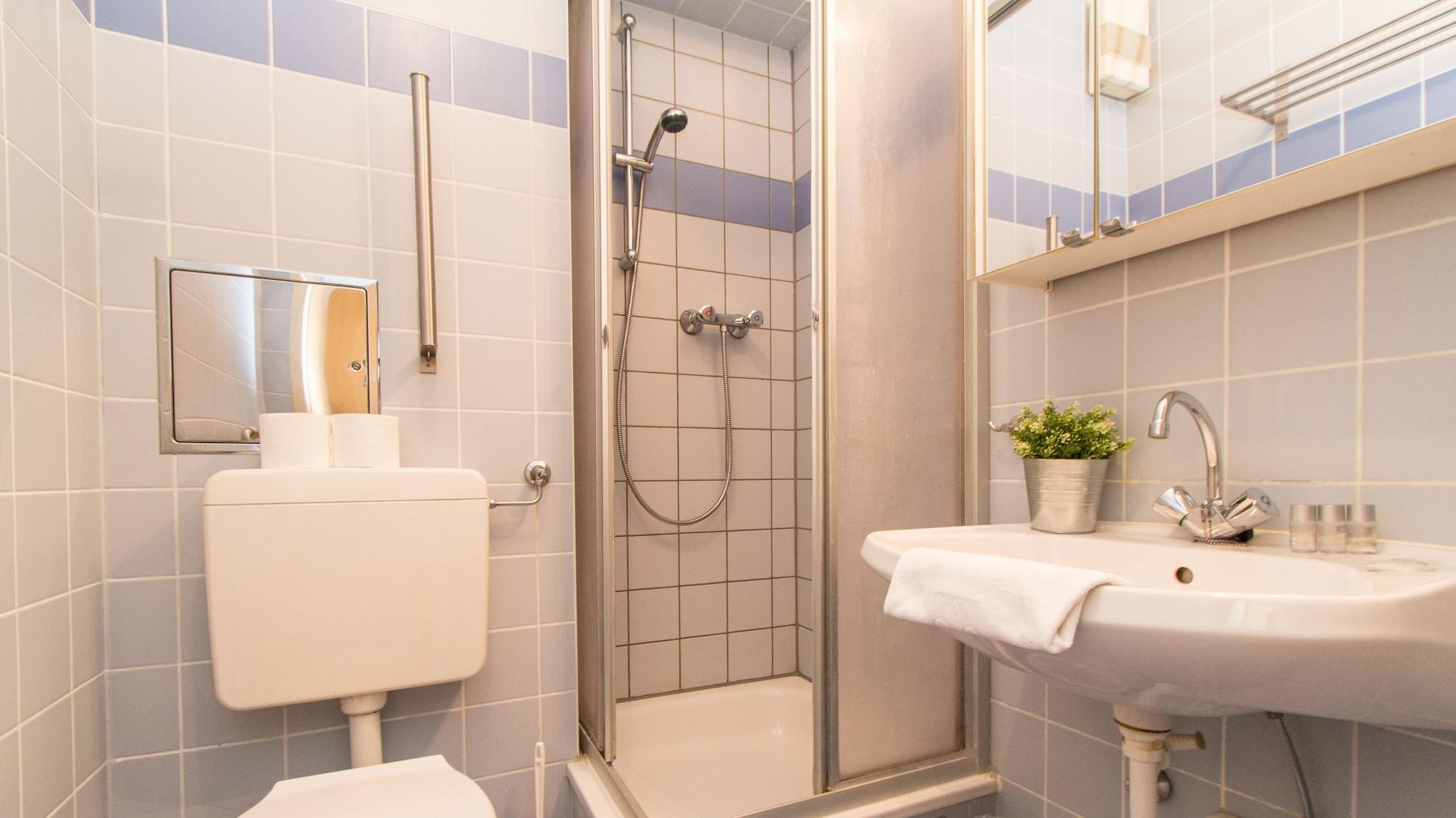 Apartmenthaus Hietzing I Contactless Check-in Apartment