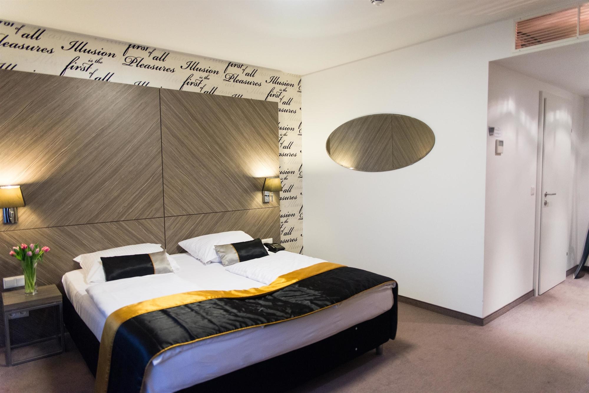 Hotel Elaya West 4*