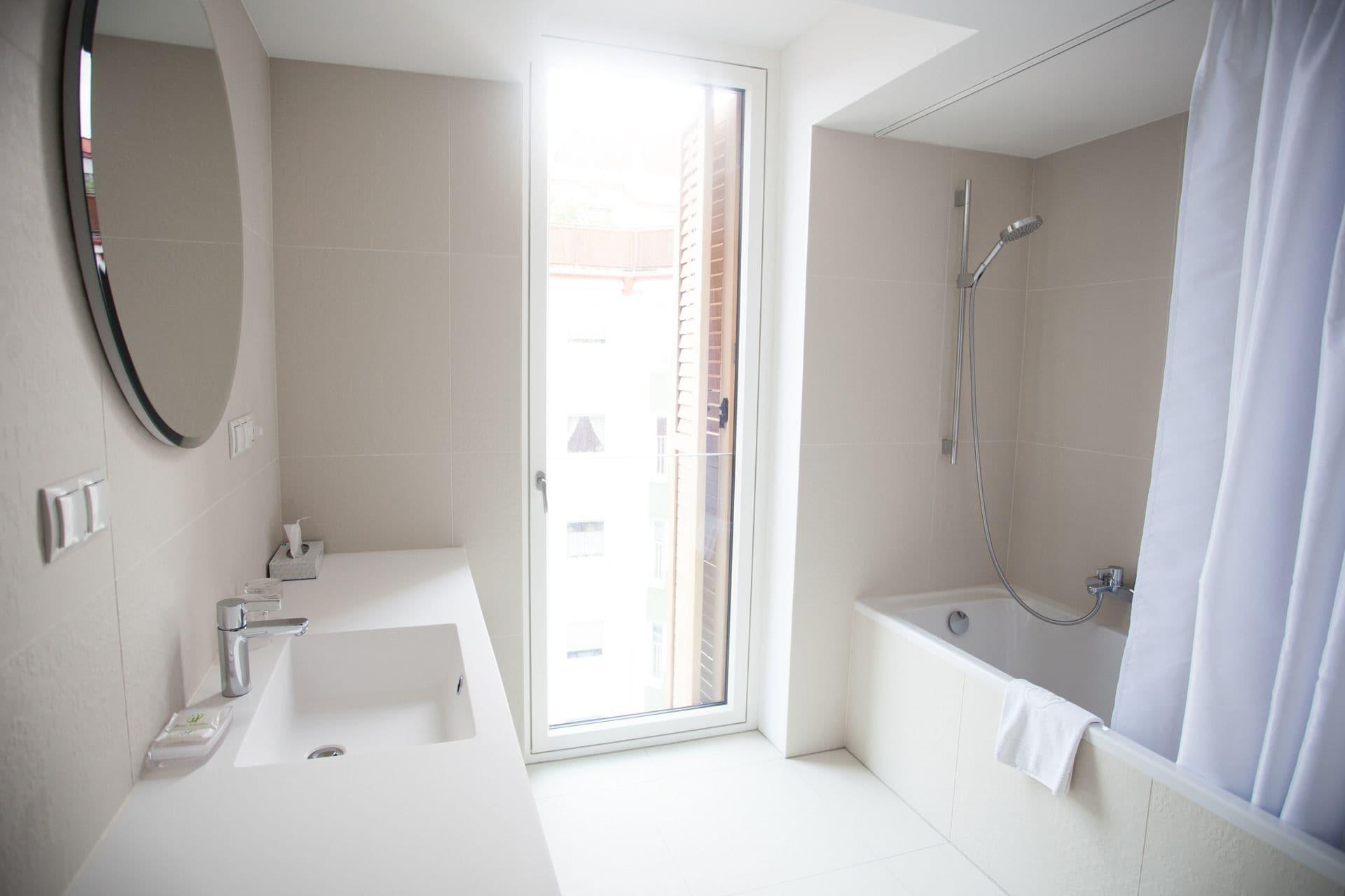 Caroline Hotel 3*
