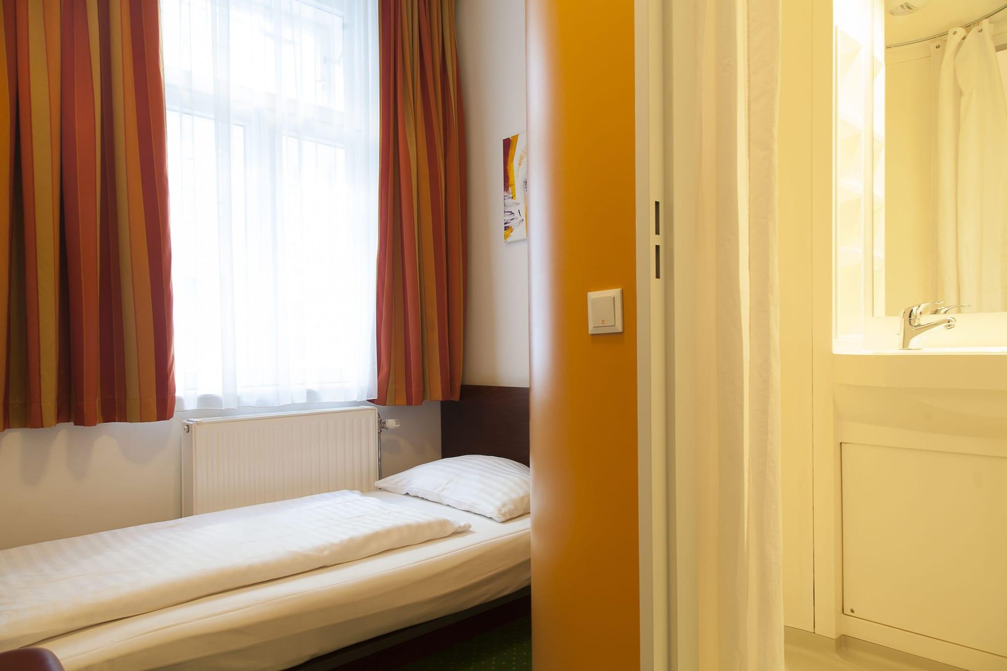 Stadthalle 2*