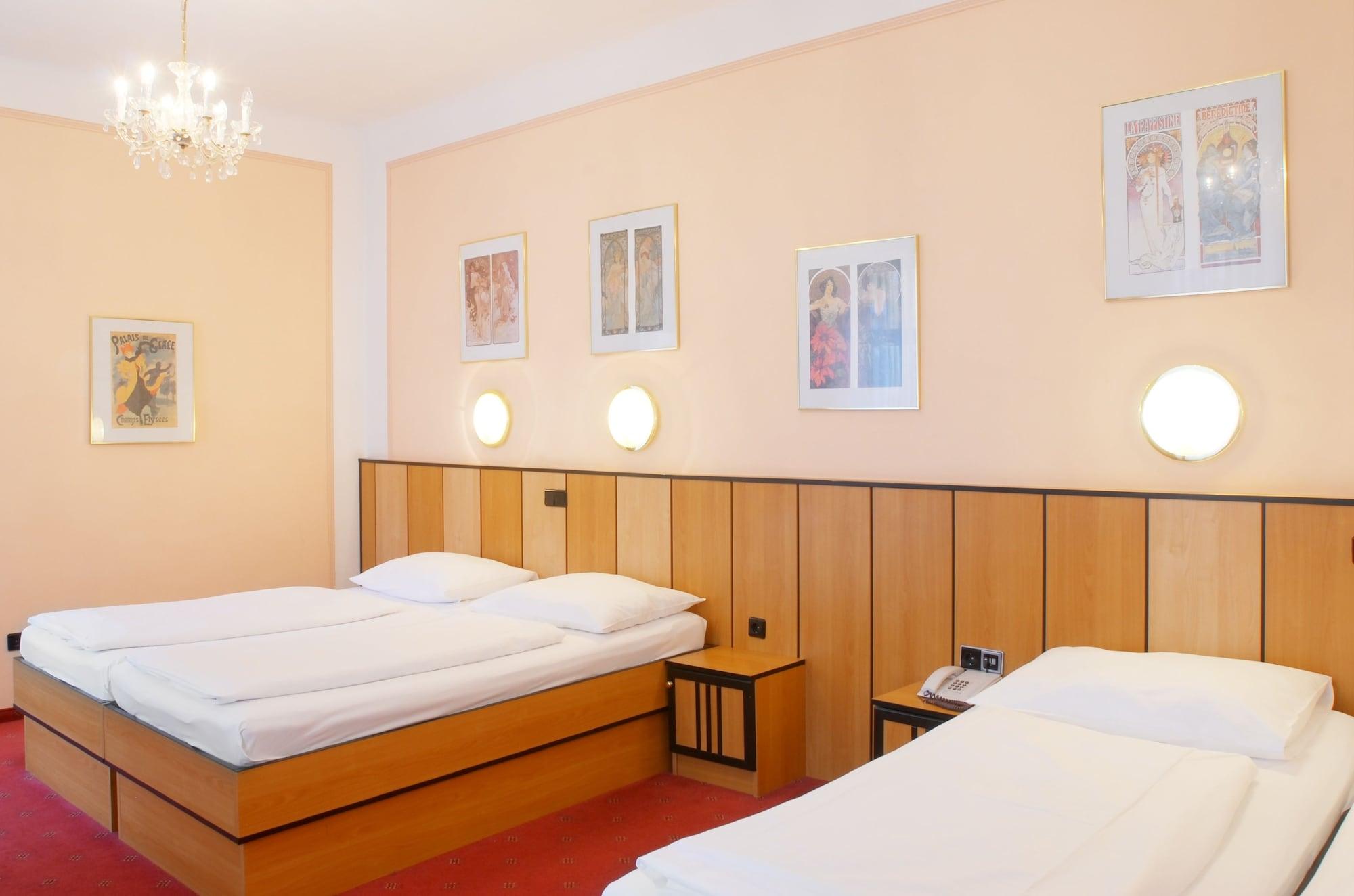 Garten- Und Kunsthotel Gabriel 3*
