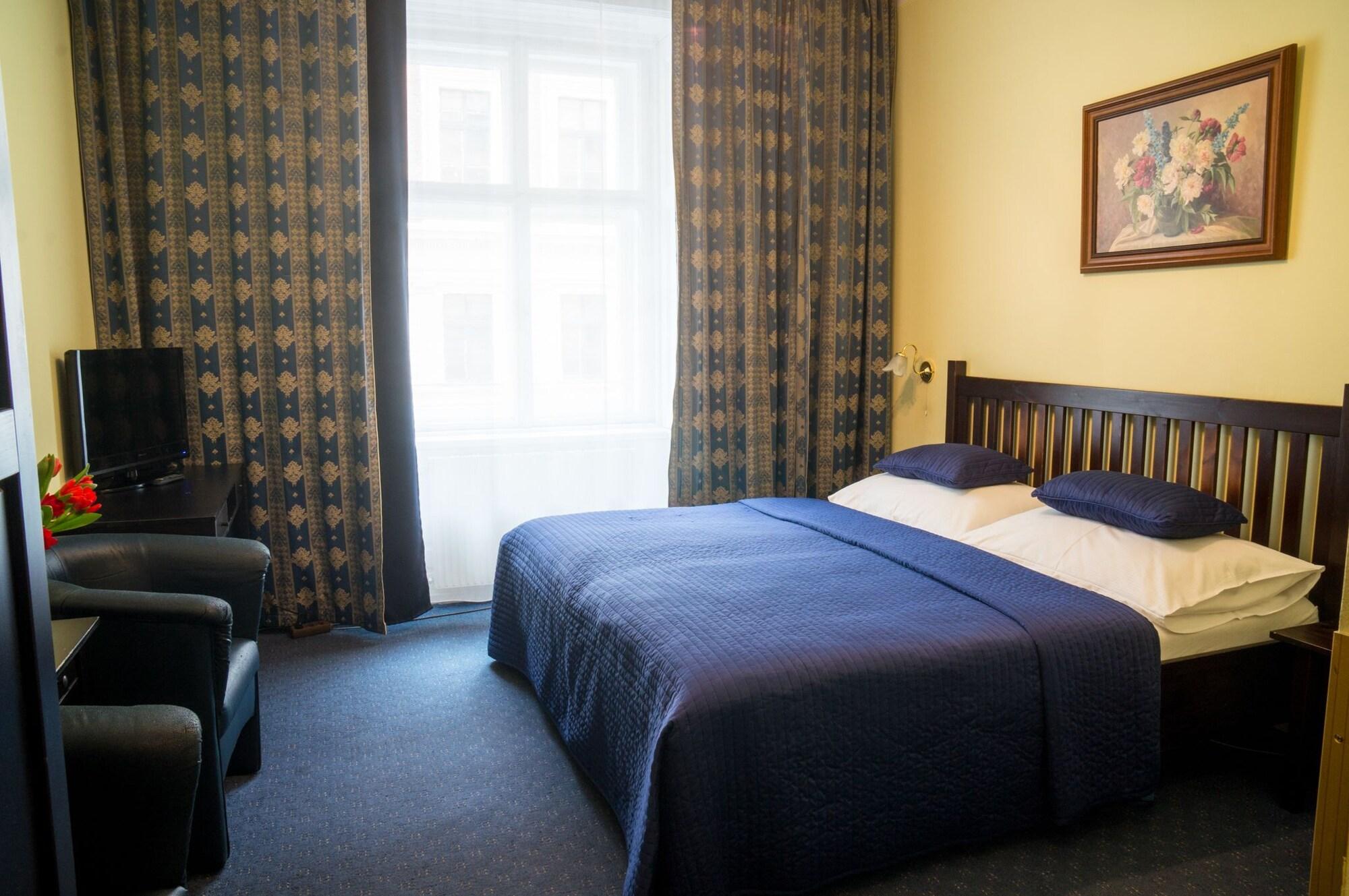 Bajazzo Hotel 3*
