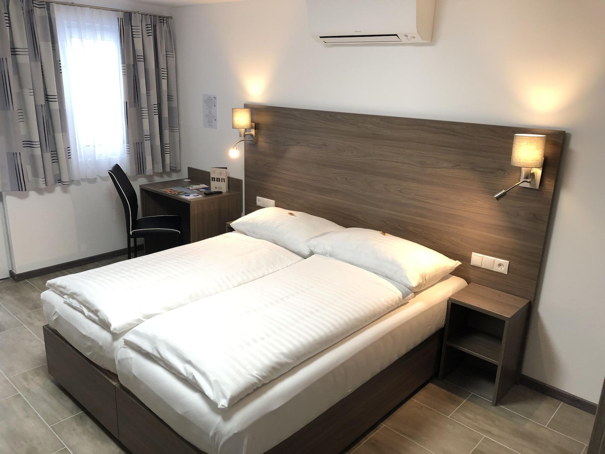Koenig Hotel