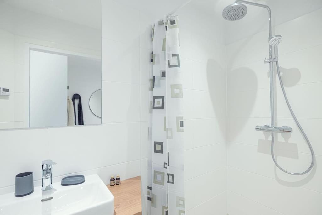 Apartment Ideal For Families & Mid-term-stays