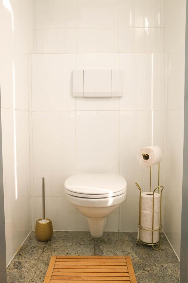 Apartamento Charming Apartment: Only 10 Minutes To The Center