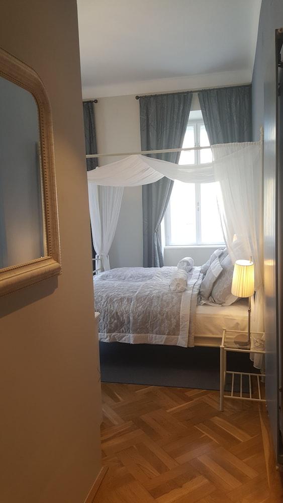 Boutique Kugel 3* Vienna