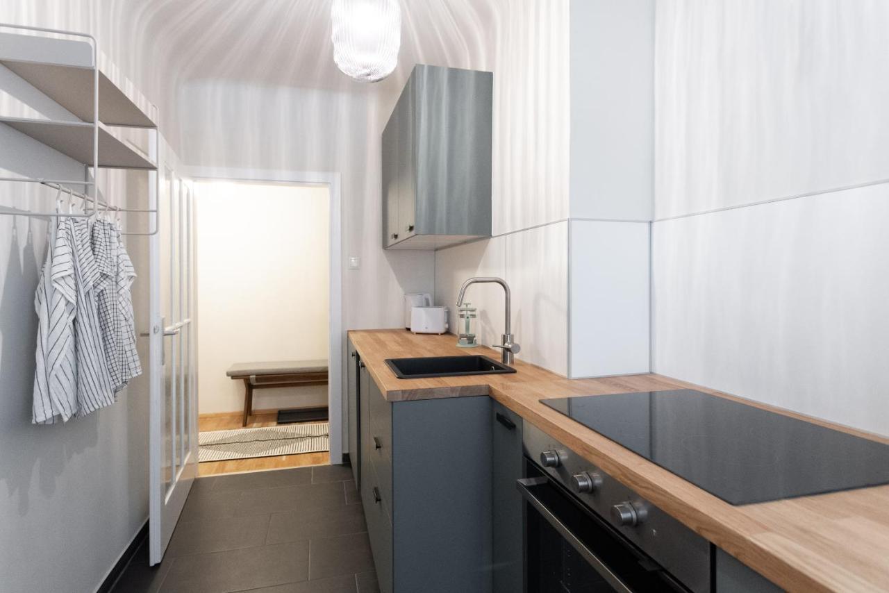Chic 1-bed By Canal Walk To Historic Centre Apartment Wien
