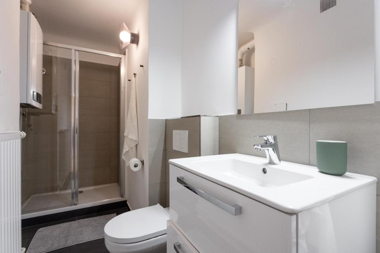 Chic 1-bed By Canal Walk To Historic Centre * Wien