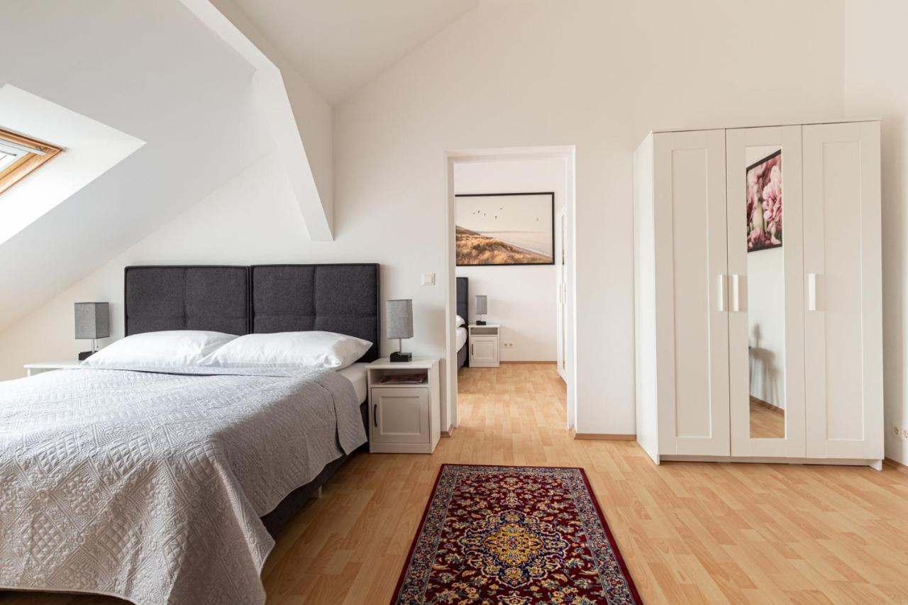 Mariahilfer Strasse Apartment Vienna