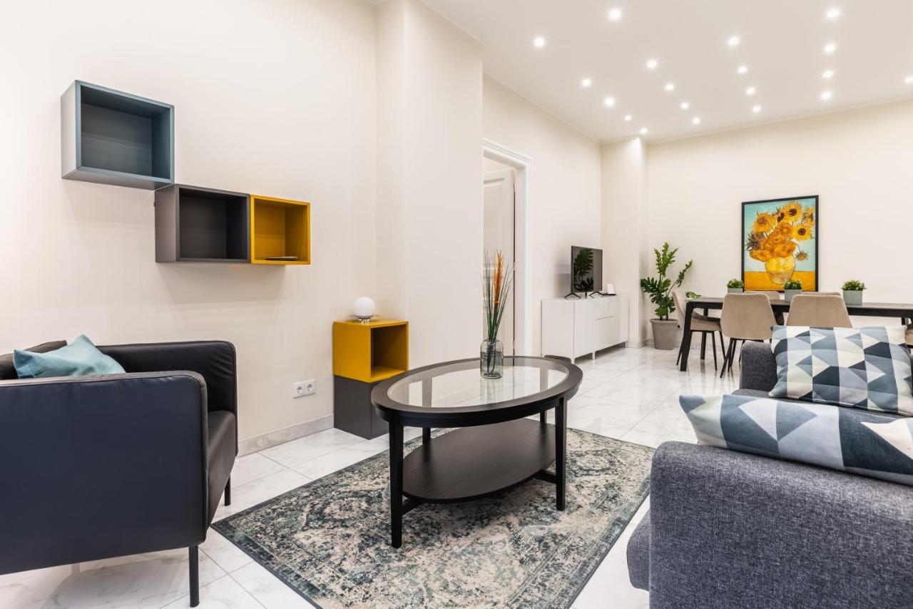 Spacious 2 Bedroom Nearby Center Apartment Wien