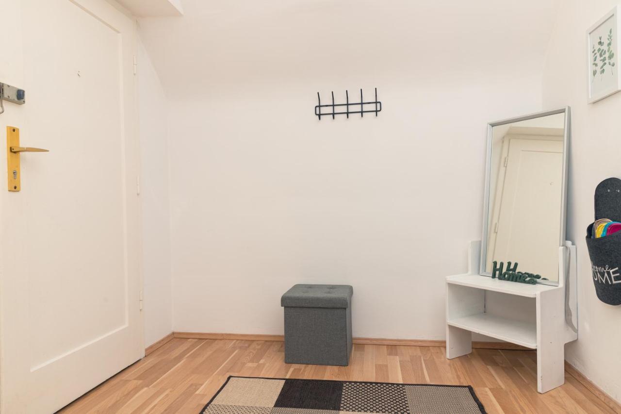 Milky Way Floor 2-bedroom Air Condition * Wien
