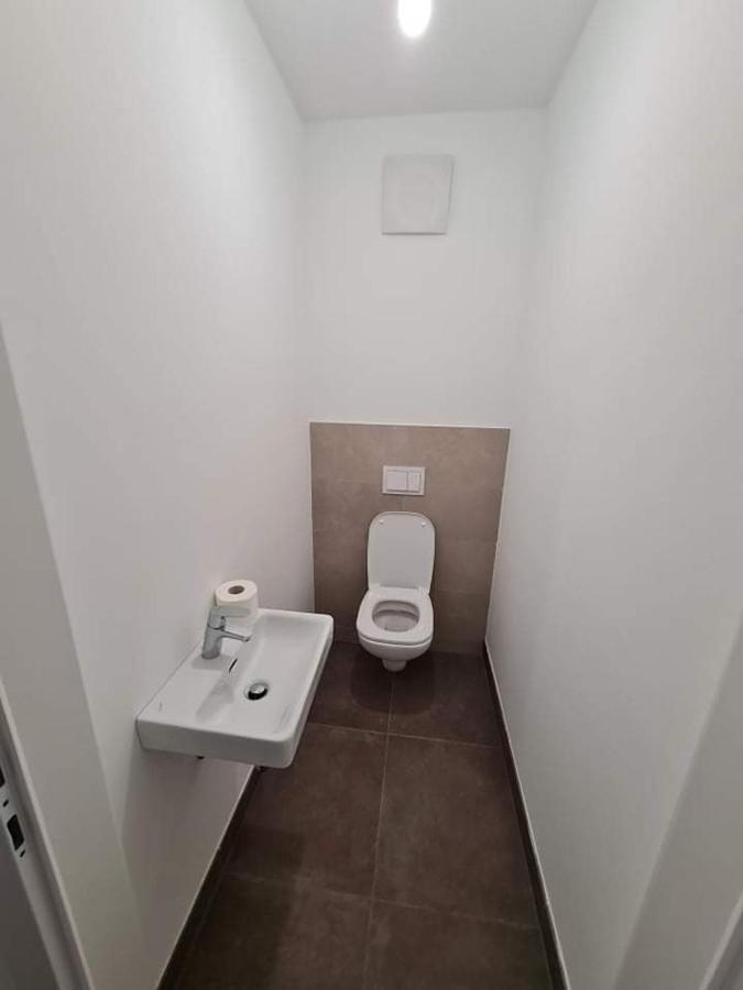 With Parking, Great Surroundings Apartment Vienna