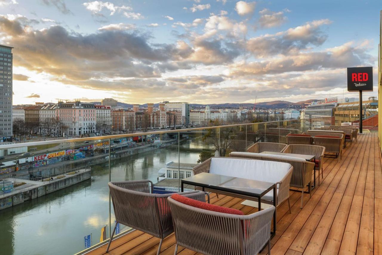 Radisson Red Hotel, Hotel 4*