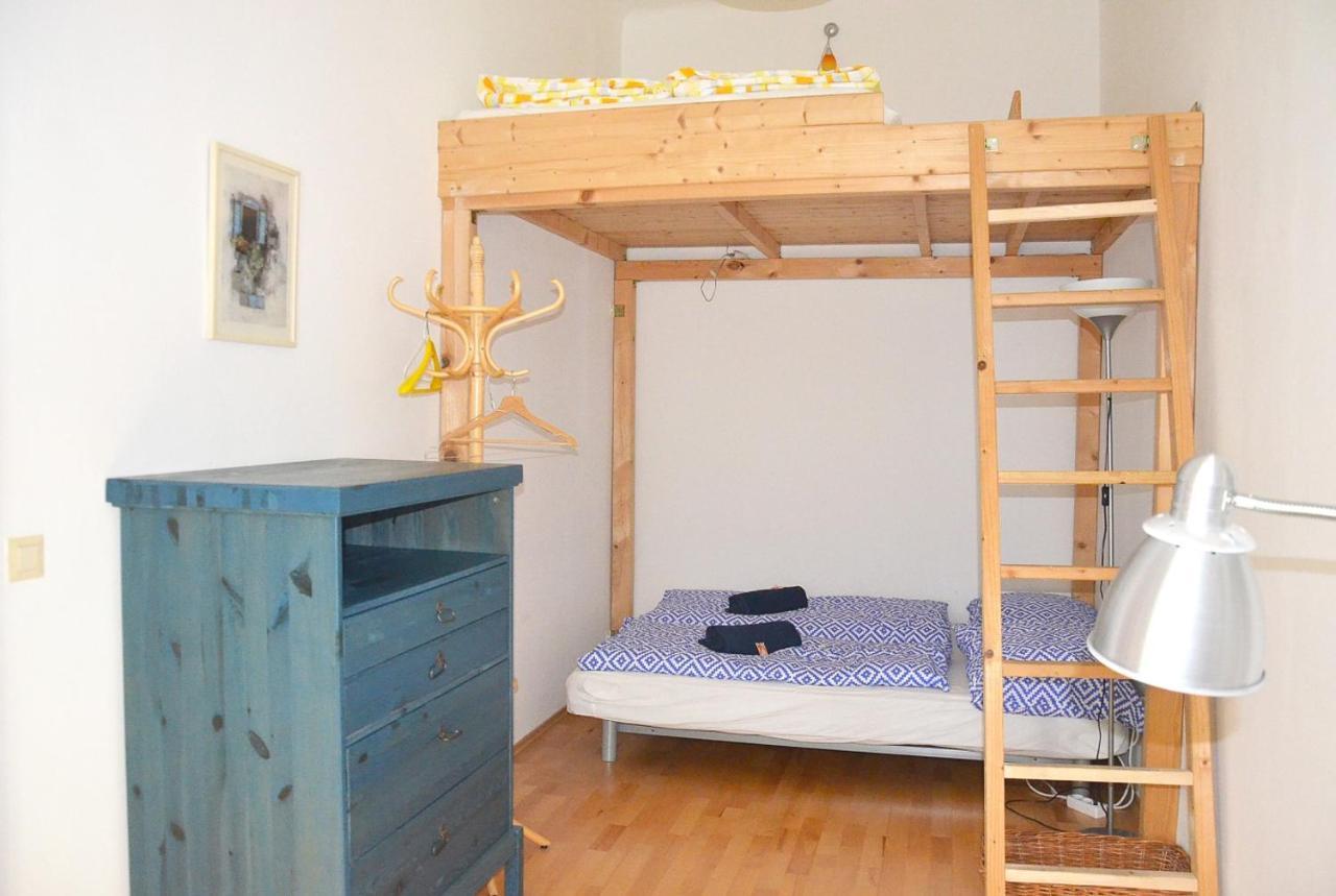 1090 Apartment