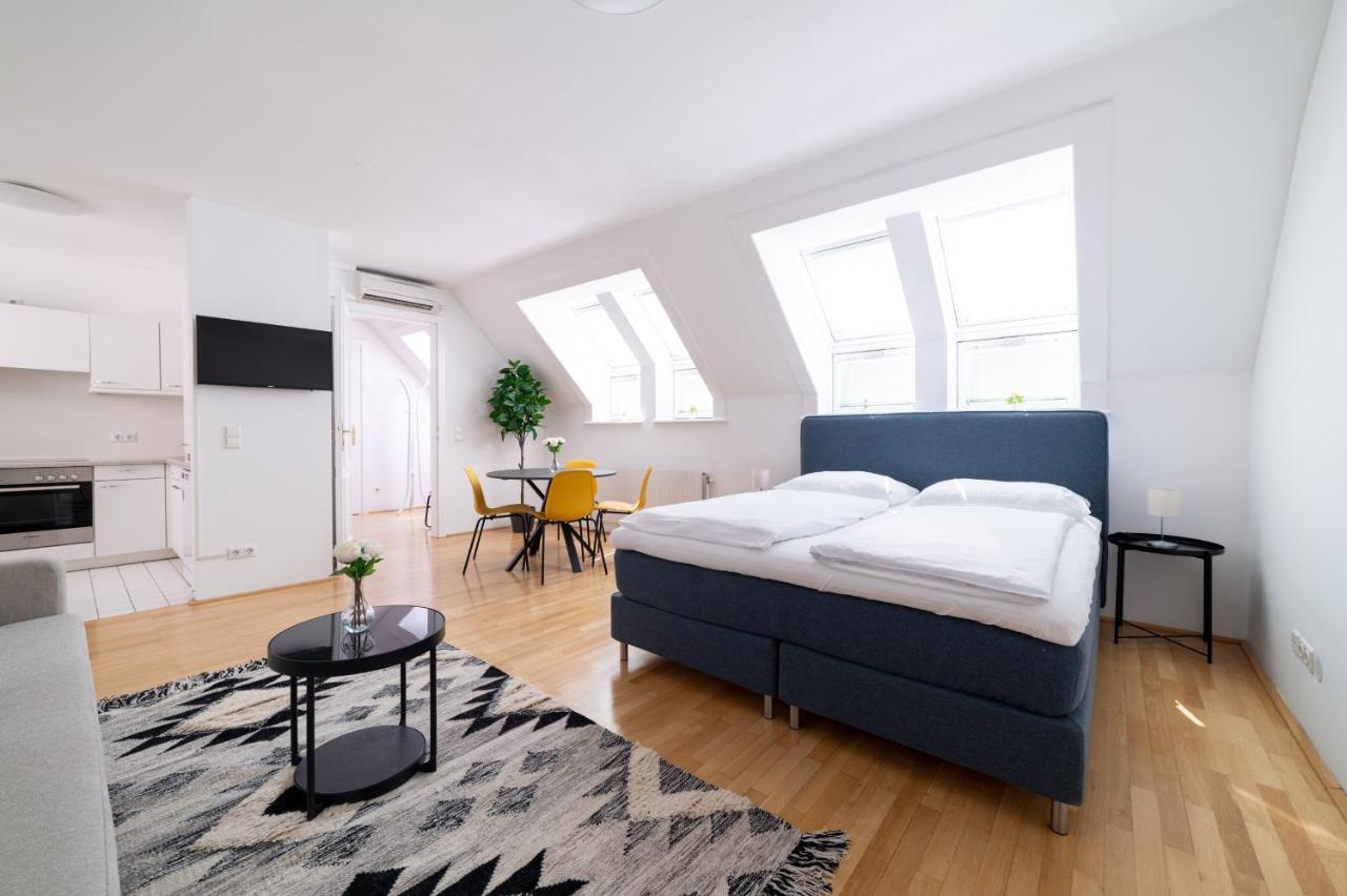 Apartment Beautiful In Vienna's Heart 18 *