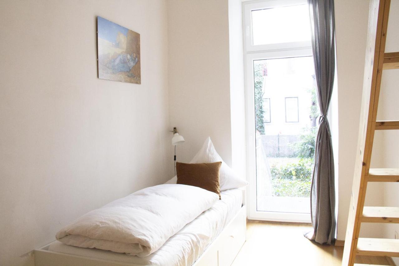 Modern Garden-apartment Next To Belvedere Palace Apartamento *