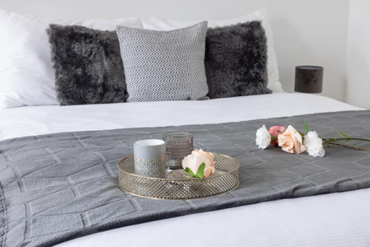 Yeshello Station Apartment *
