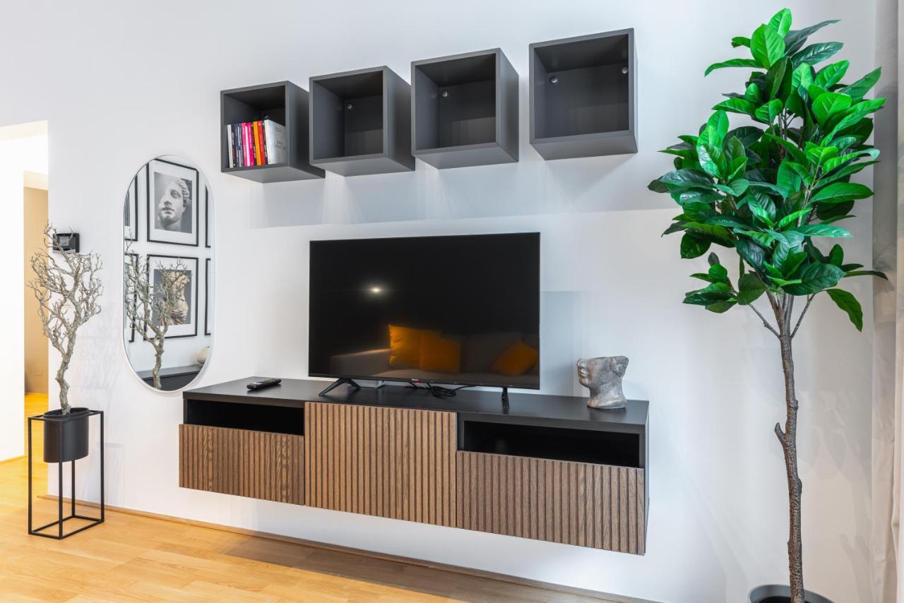 Apartment Trendy With - Smart Tv, Coffee Machine In Meidling Vienna