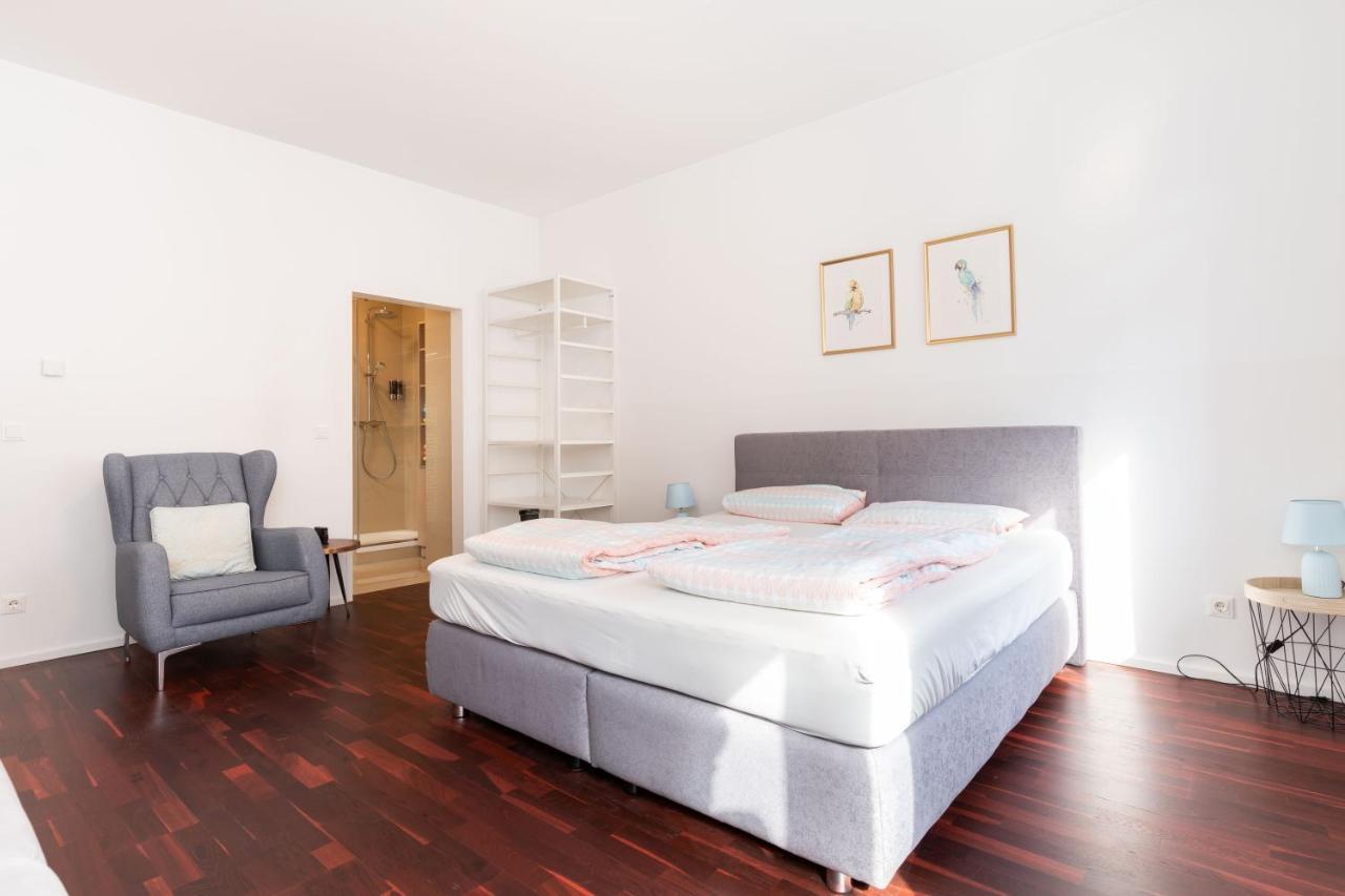Comfortable 1100 With Contactless Check-in *