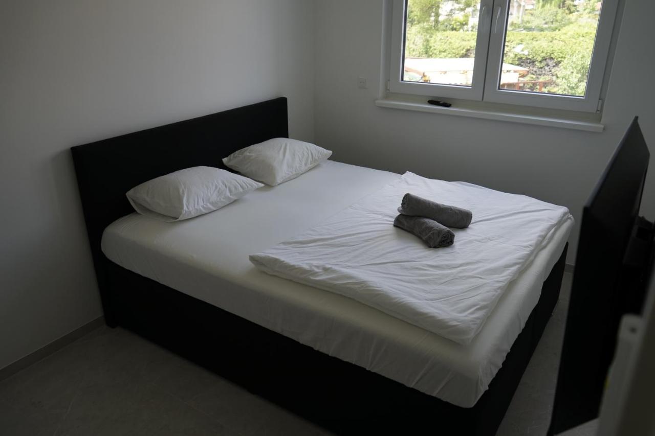 Dm Apartment *