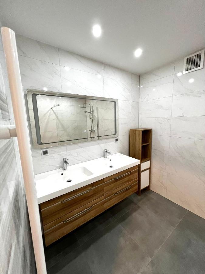 Modern Apartment