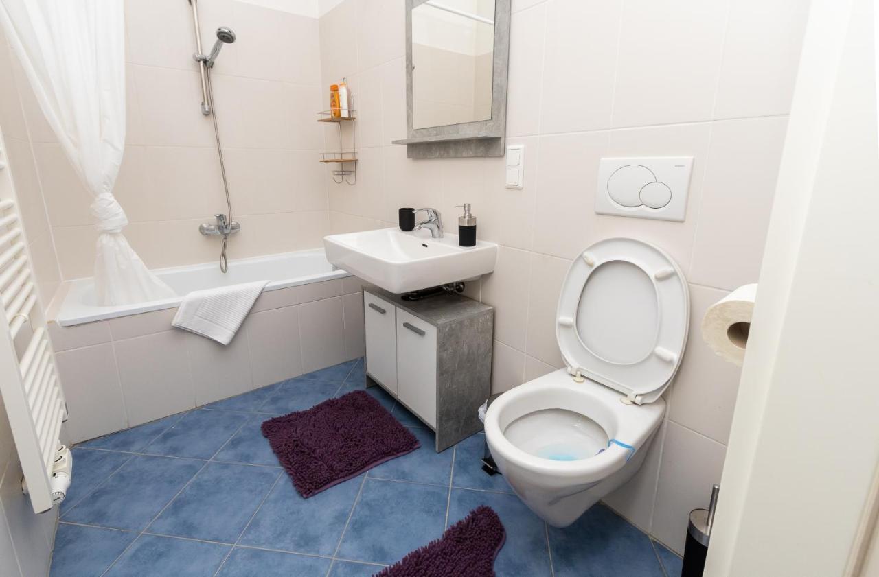 Deluxe Near Hauptbahnhof Apartamento *