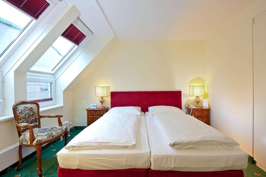 Hotel Graben 4*