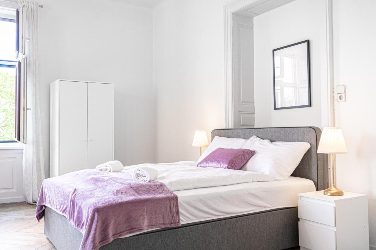 Apartment Cozy 2Br Apt. Near Akh Hospital-Ideal For Longstay Vienna