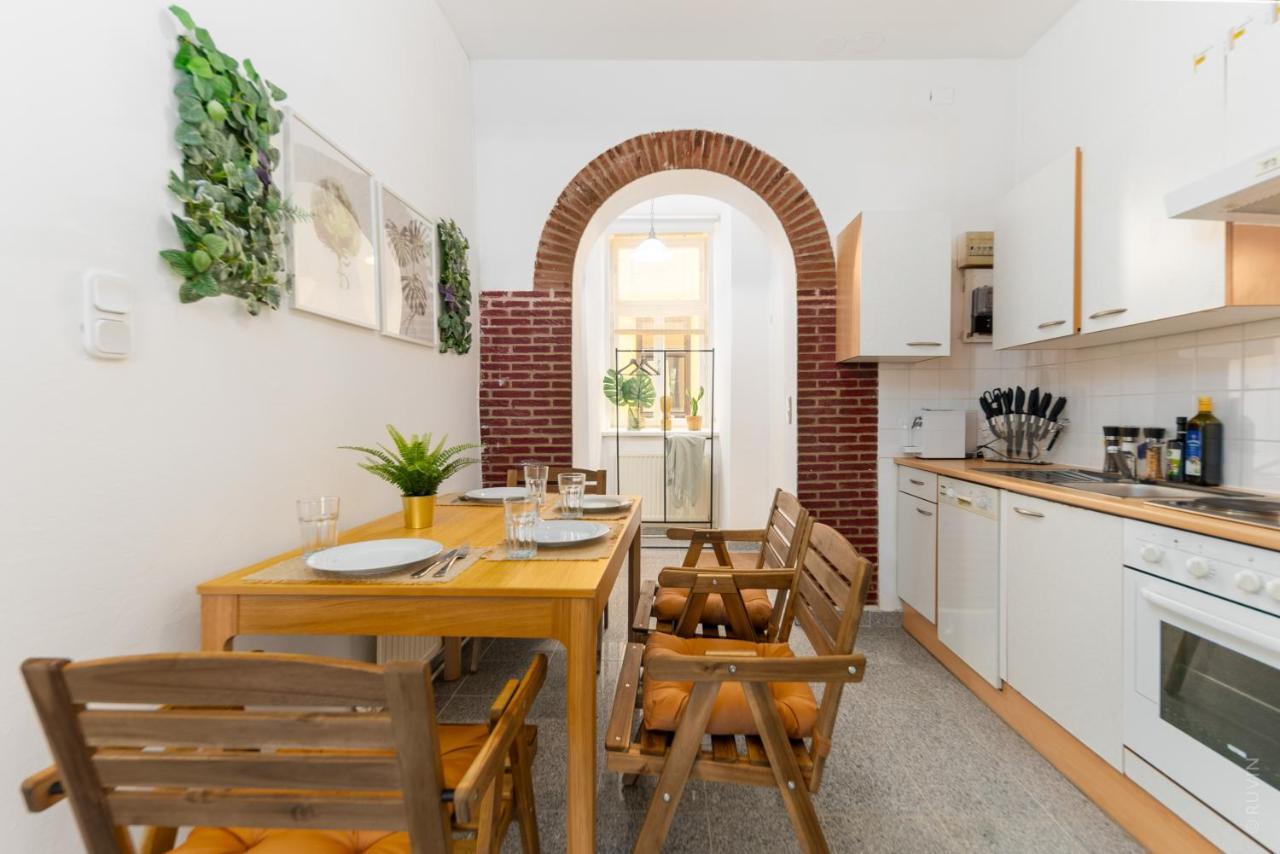 Handelskai 206 Top 6 Apartment Vienna