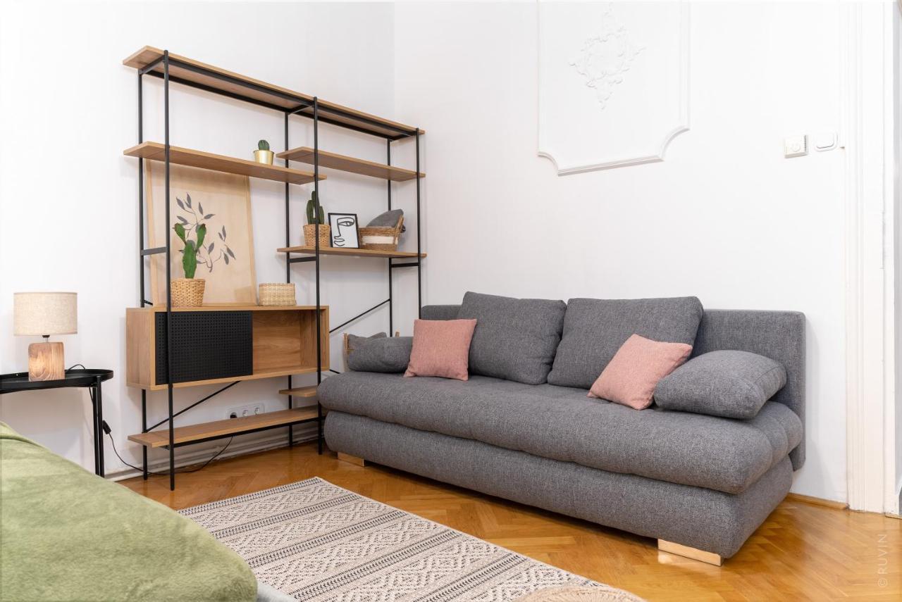 Handelskai 206 Top 6 Apartment Vienna