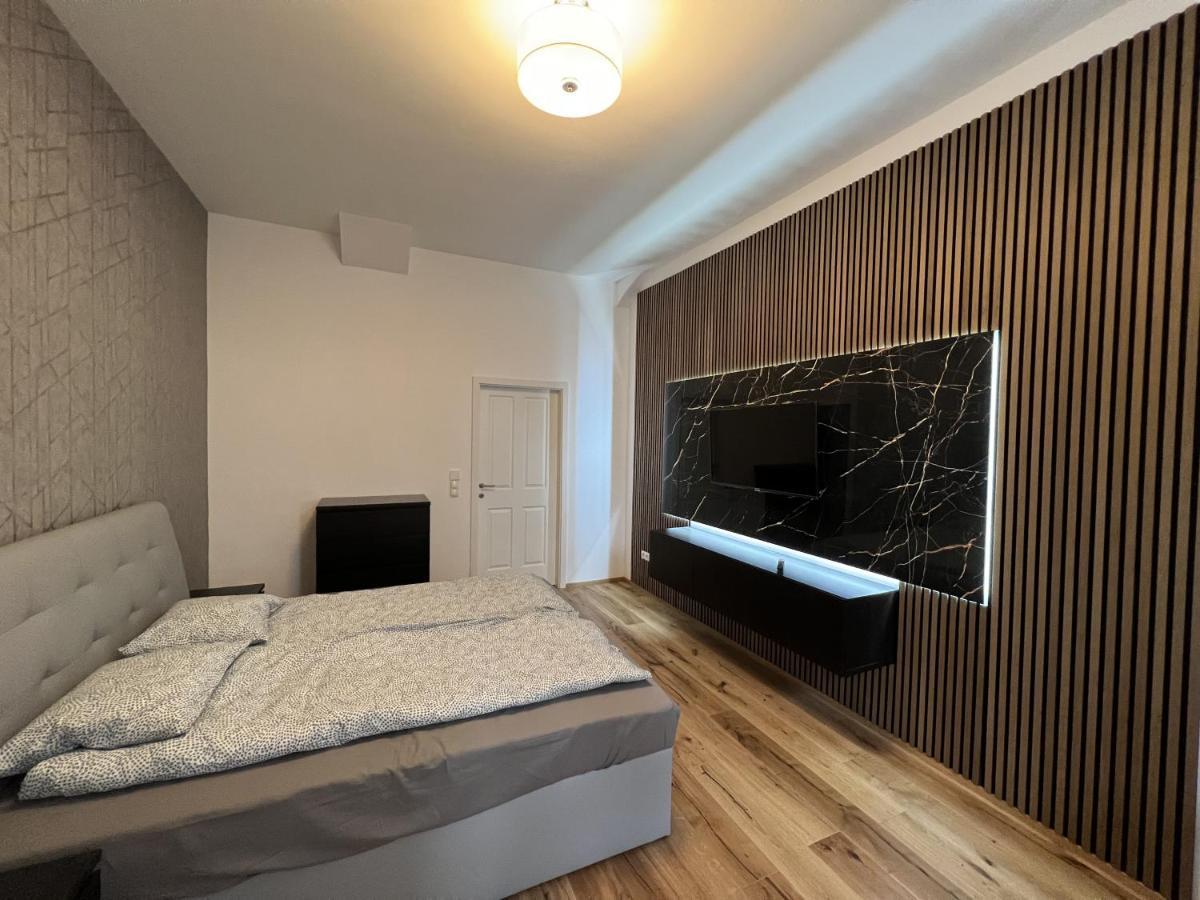 1 * Wien
