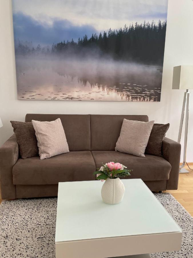 New Cozy Apartment, Location, 12 Min To Center
