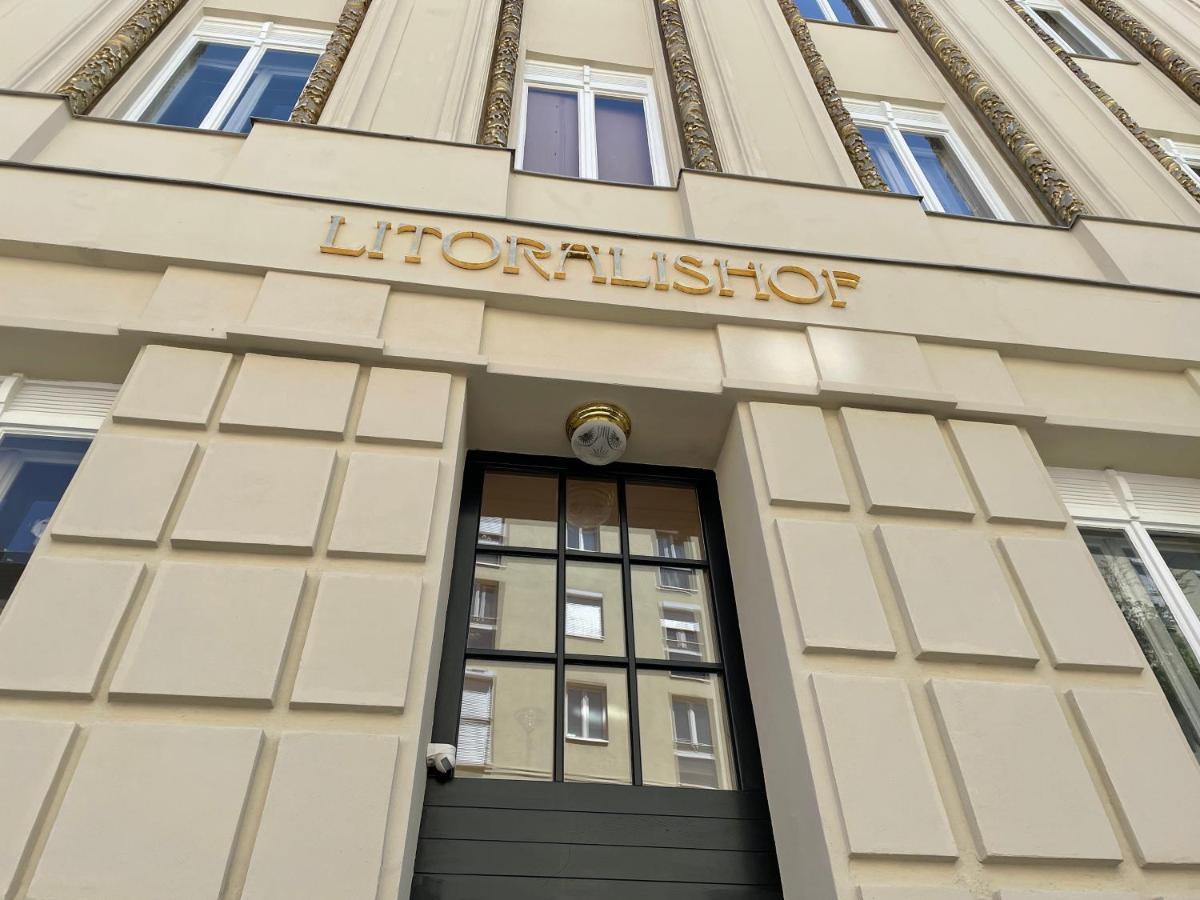 Rooftop With Terrace. Homestay Vienna