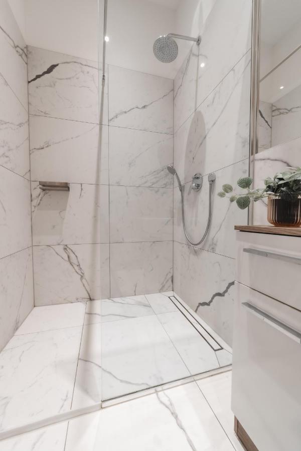 Apartamento Cozy Apartment, 2 Private Terraces, 8 Min To Center *