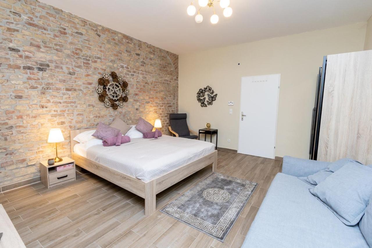 Comfortable Romantic 1 Bedroom Near Augarten Apartamento *