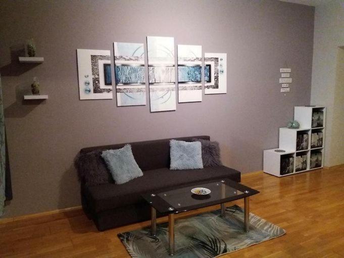 Keinergasse 18-contactless Check-in! Apartment *