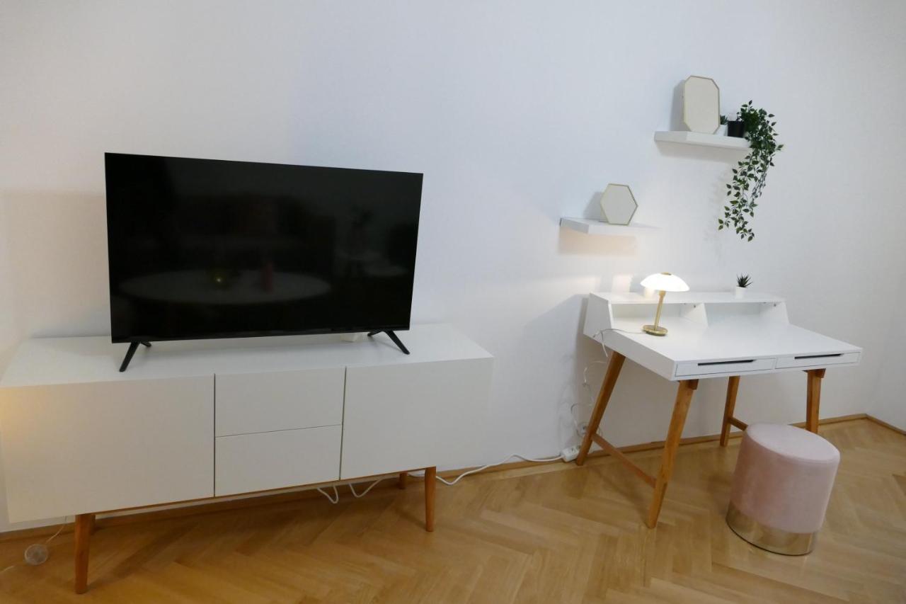 Stylish * Viena