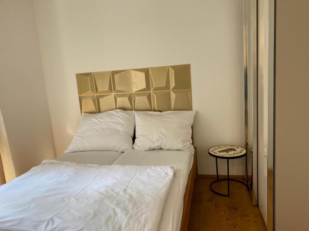 Modern With Garden Near Center Apartment Vienna
