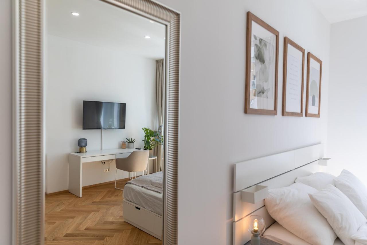 Apartment Vienna City Apartment *