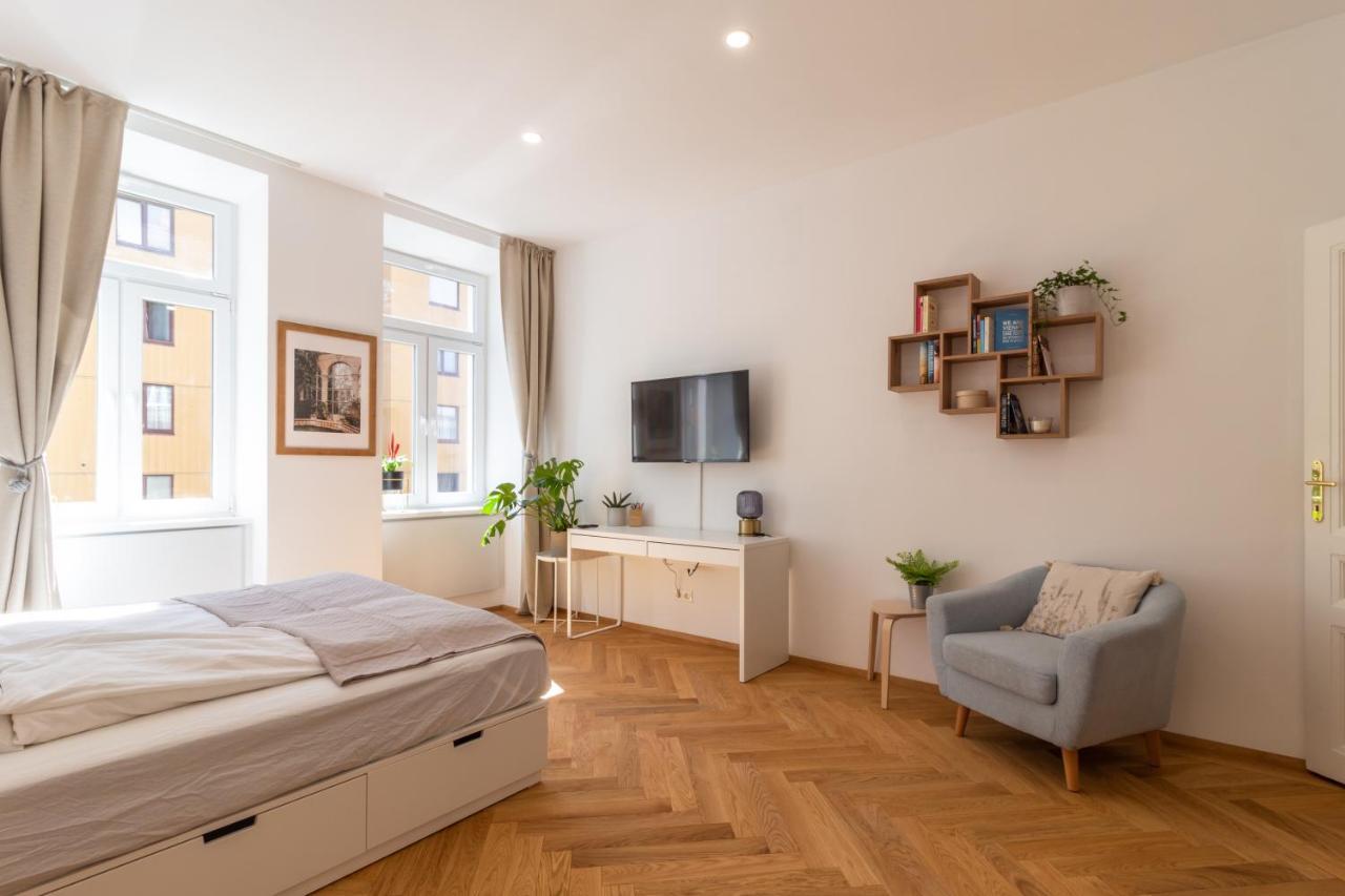 Vienna City Apartment *