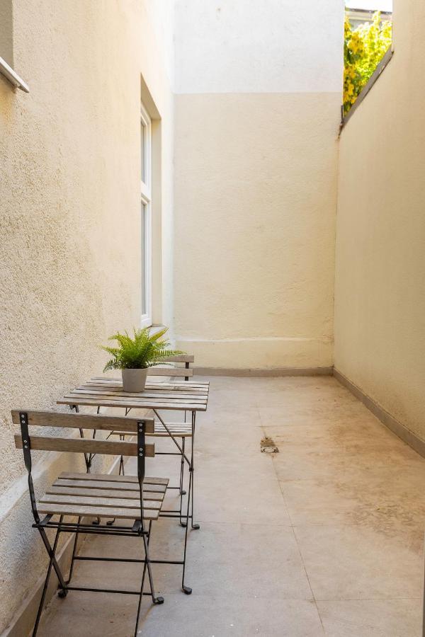 Cozy Apartment, 2 Private Terraces, 8 Min To Center Apartment *