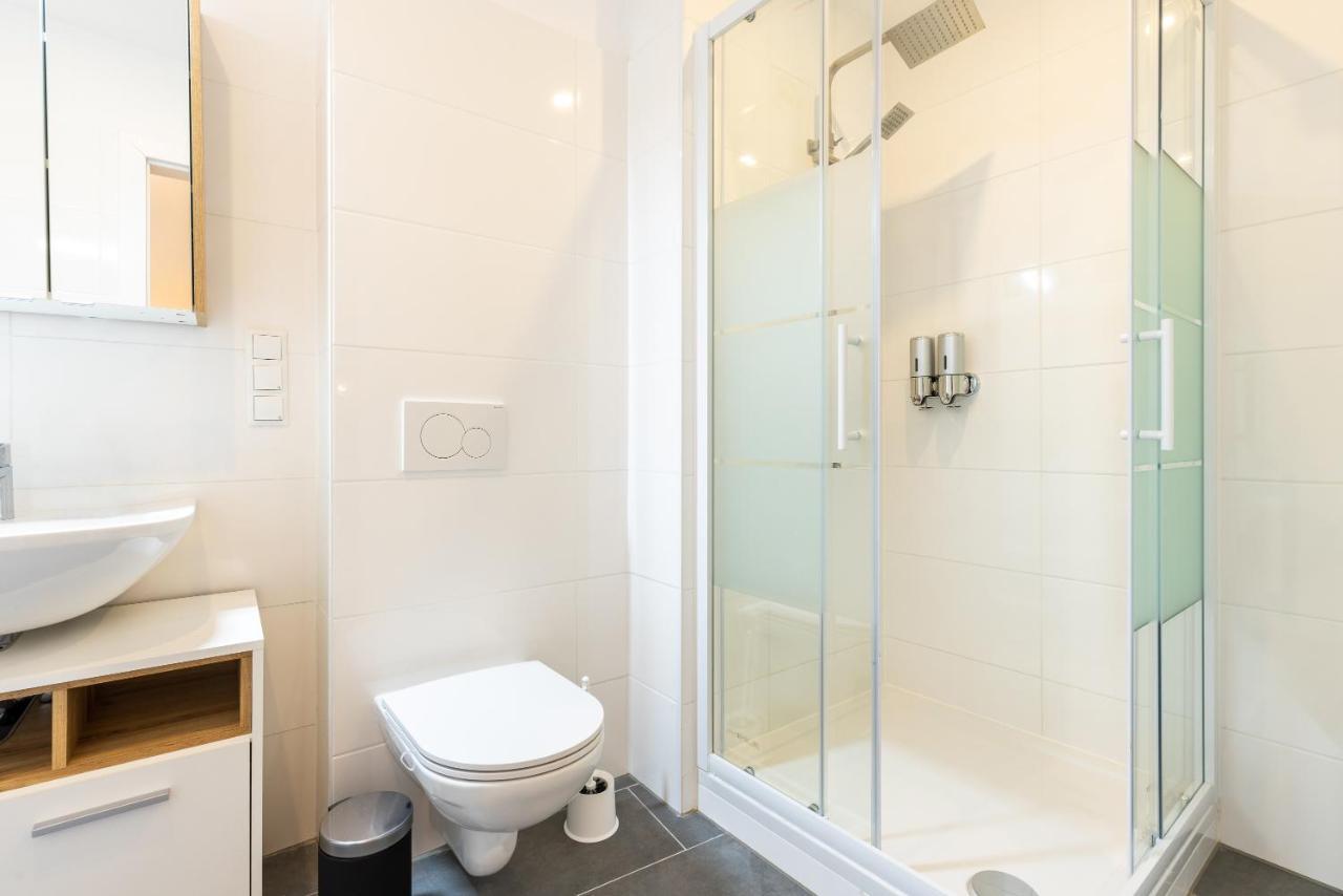 Open Space With Free Parking - Leopoldstadt Apartment Vienna