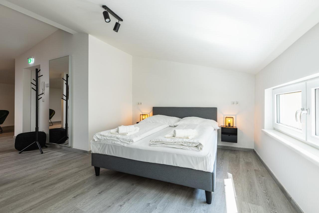 Open Space With Free Parking - Leopoldstadt Apartment Vienna